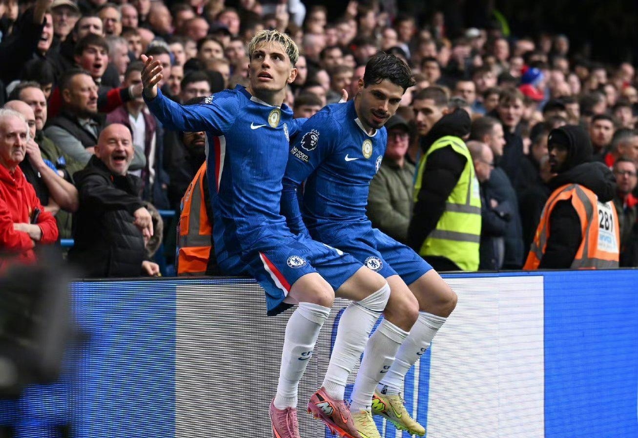 强势回归！勒温时隔5年再度连续4场英超破门（勒温王者归来，阔别五年再现英超四连斩）