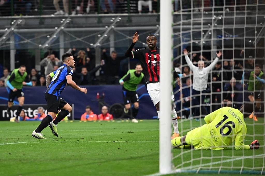 孔德数据：2次射门上演梅开二度好戏，97次传球3次抢断（孔德闪耀：两脚射门收获梅开二度，97次传球外加3次抢断）