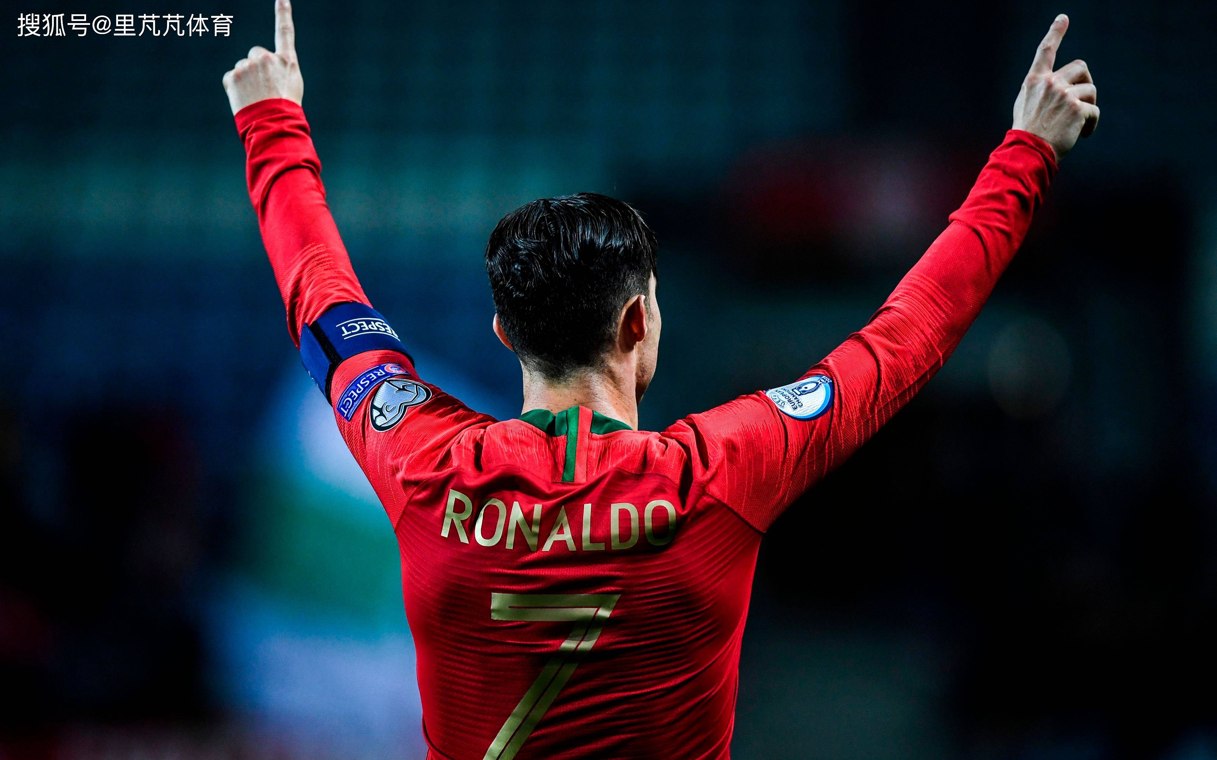 天降神兵，埃斯皮诺替补登场后即在底线附近攻入神仙球制胜（神奇替补埃斯皮诺底线附近一脚神仙球锁定胜局）