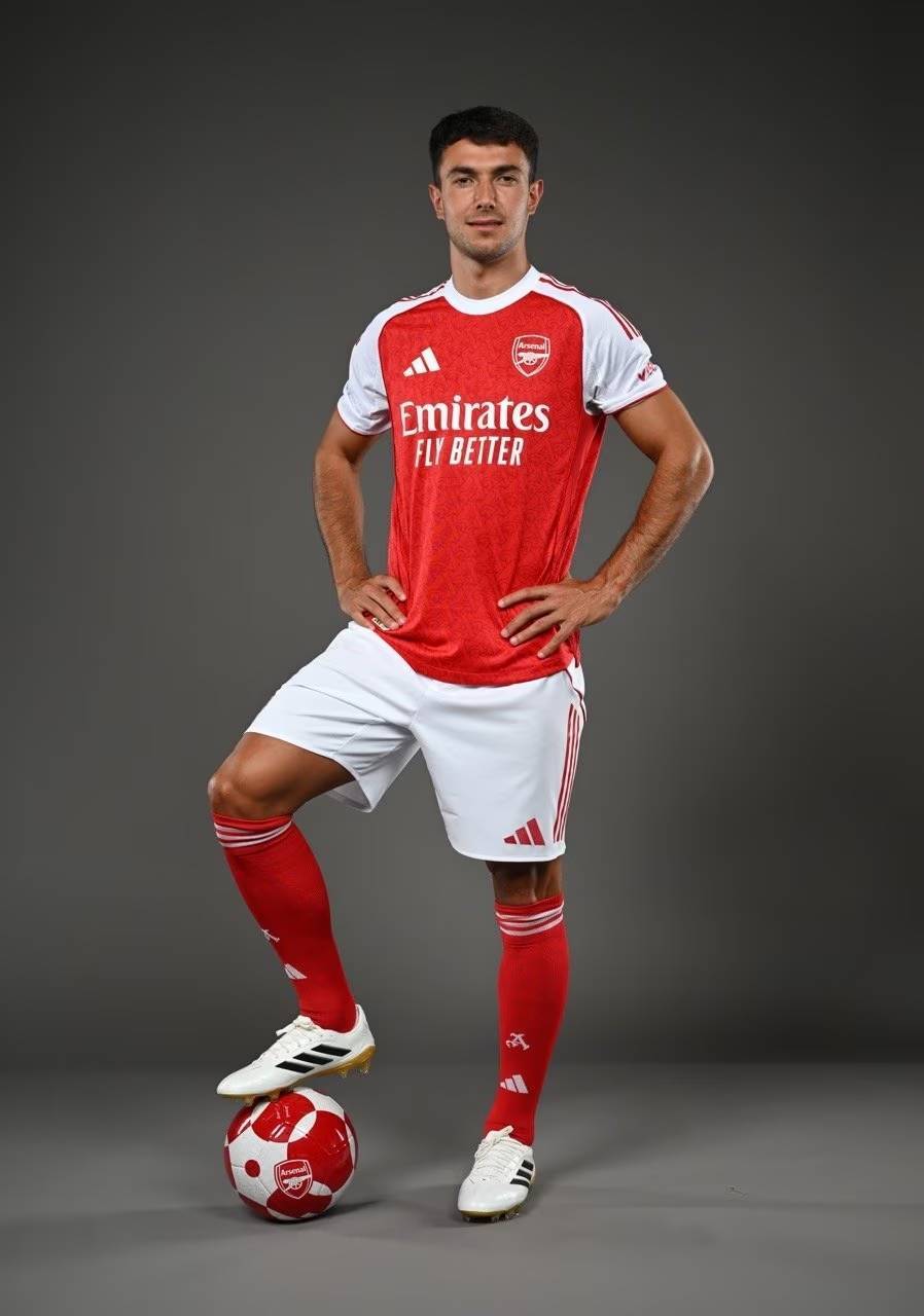 科瓦奇：安塞尔米诺是很棒的小伙，硬朗作风从不退缩性格沉稳（科瓦奇盛赞安塞尔米诺：出色小伙，作风硬朗不退缩，性格稳重）