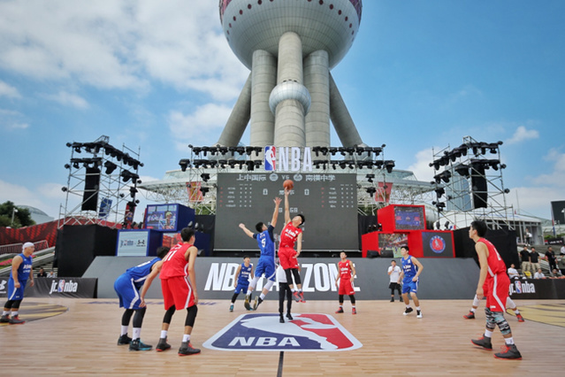 球迷态度： 2026年世界杯抽签结果出炉，你最期待哪组对决？（2026年世界杯抽签揭晓：你最期待哪场焦点之战？）