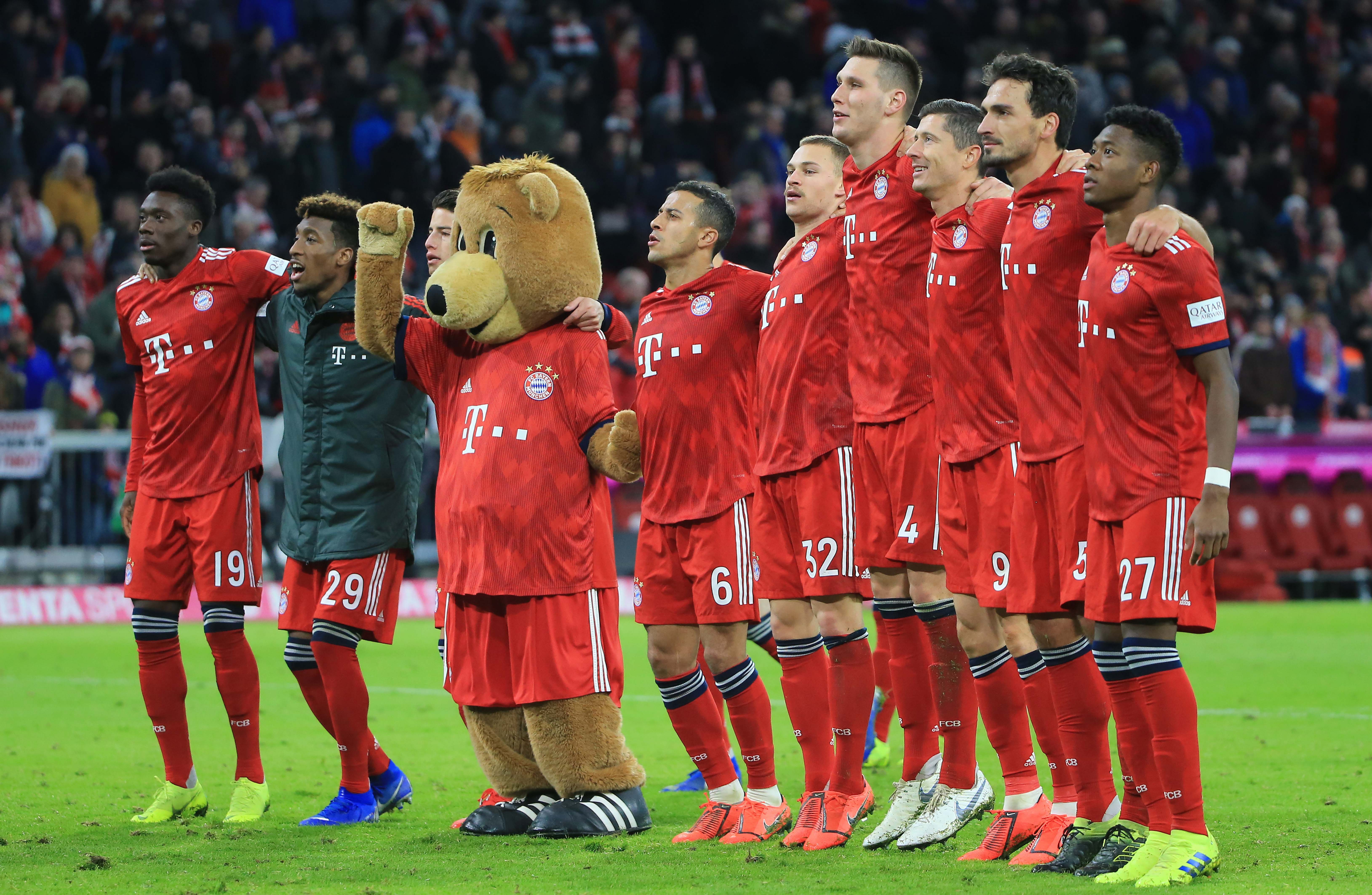 德尚：上半场我们有些畏首畏尾，虽然控制了比赛却缺乏跑动（德尚：上半场踢得有些谨慎，虽然掌控比赛却跑动不足）