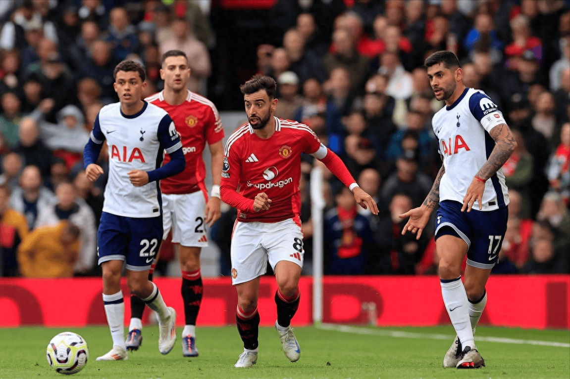 海纳：有一两家英超球队曾对孔帕尼有意，但我们是拜仁慕尼黑（海纳：一两家英超队曾追逐孔帕尼，但我们是拜仁慕尼黑）