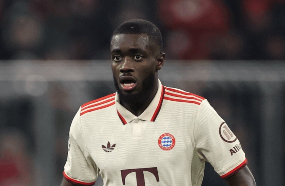 女足留洋球员沈梦露恢复场地训练，此前她因重伤缺阵9个月（重伤休战9个月后，留洋女足球员沈梦露重返场地训练）