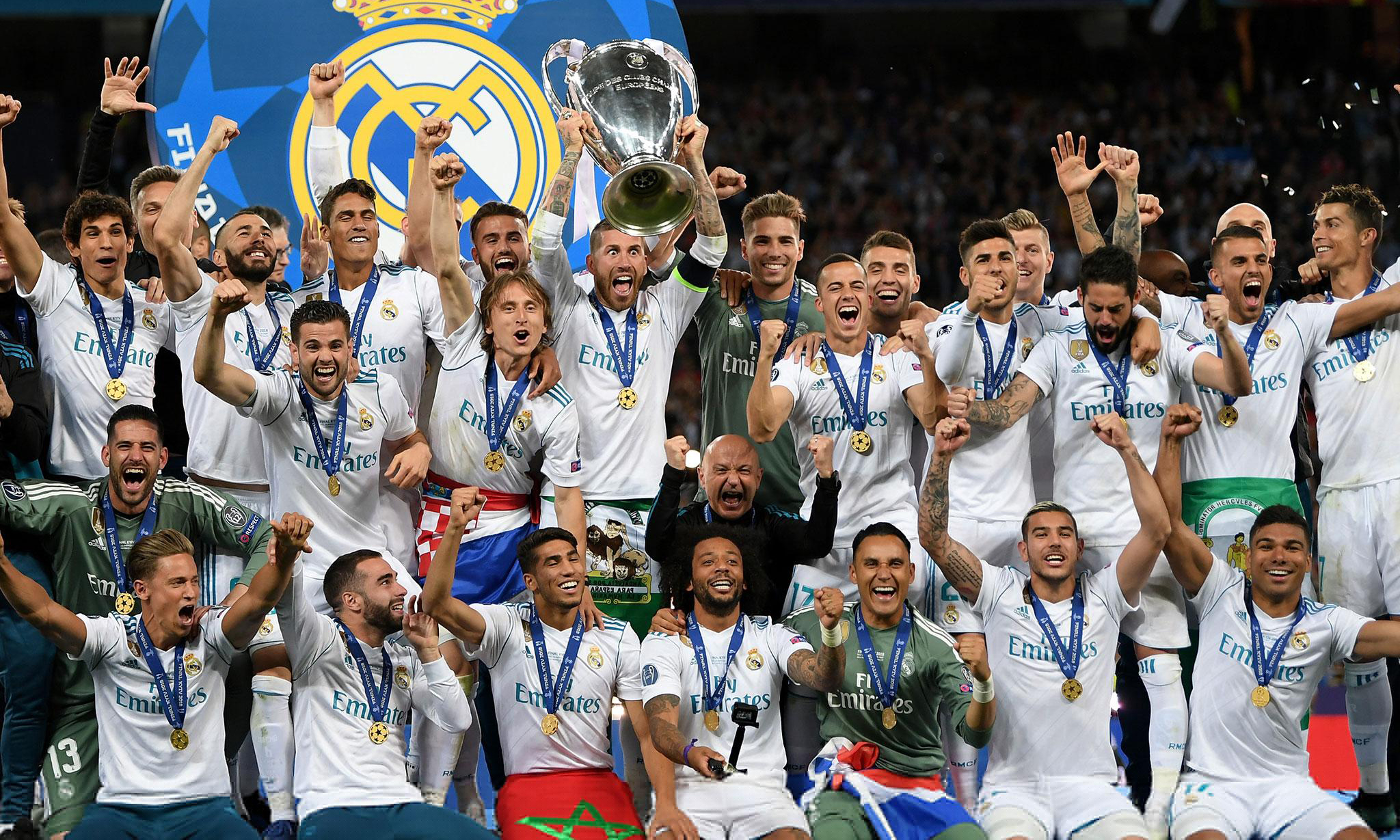 卡佩罗：米兰赢拉齐奥太费劲，在圣西罗他们应该始终主导比赛（卡佩罗：米兰击败拉齐奥太吃力，坐镇圣西罗理应主导比赛）