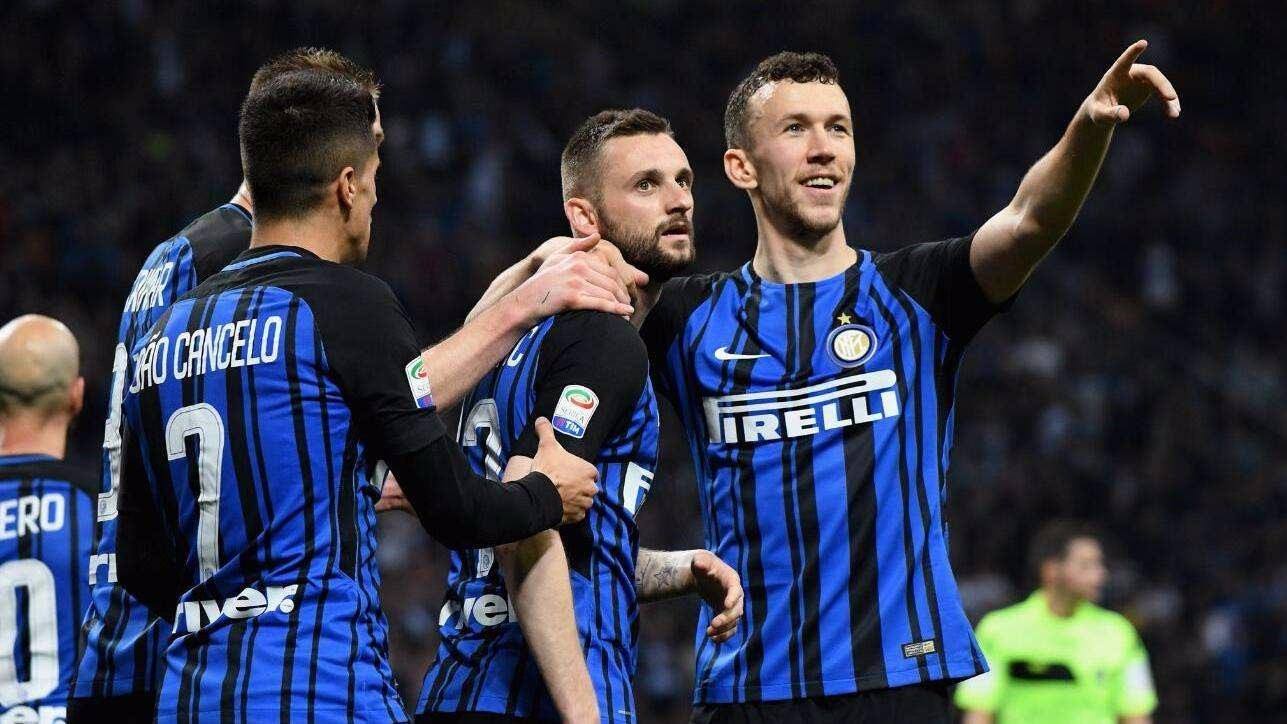 米罗半场4罚1中！美记：拿着几百万美元却连罚球都不会（米罗半场罚球仅4中1！美记嘲讽：拿着几百万却连罚球都投不好）